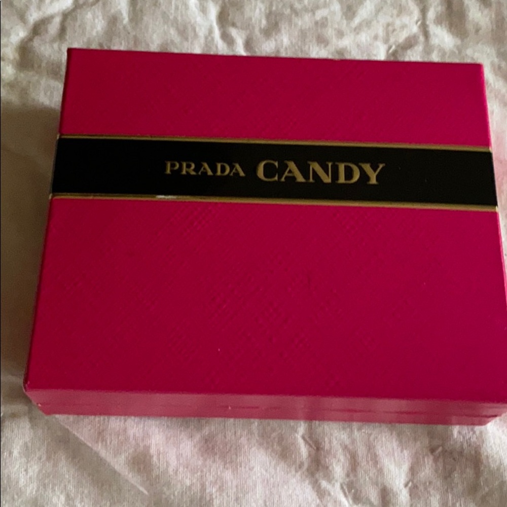 Prada Candy Scents 4